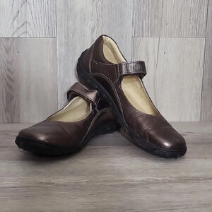 🛍Primigi Metallic Bronze Mary Jane Velcro Comfort‎ Flats Size 39